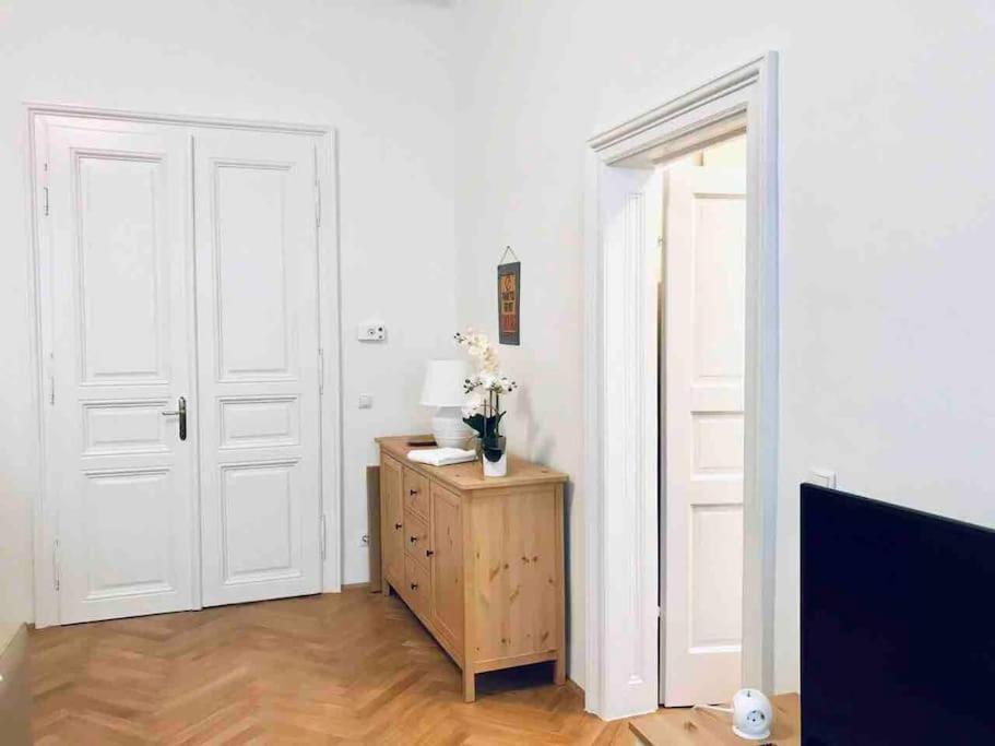 Vienna Luxury New Apartment Center -2. Bezirk Exterior photo